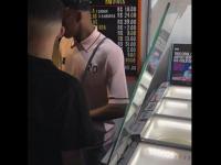 乐鱼体育平台-17岁天才拉明·亚马尔与内马尔巴西度假引争议！西班牙主帅霸气回应：他需要享受生活的简单介绍