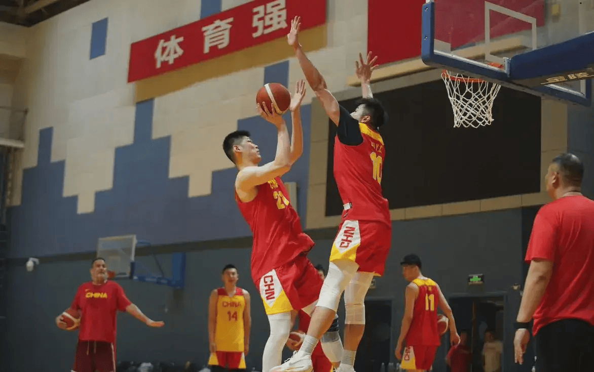 包含中国男篮欧洲拉练计划被打乱对手因签证问题比赛取消的词条